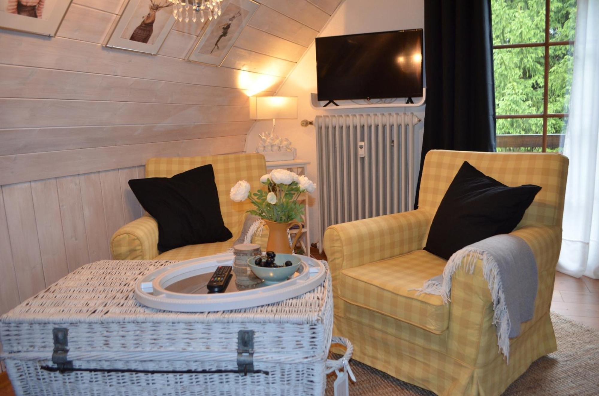 Ferienwohnung Seeblick Nr 4 2-Zimmer, Baerental, Feldberg Rotwasser ภายนอก รูปภาพ